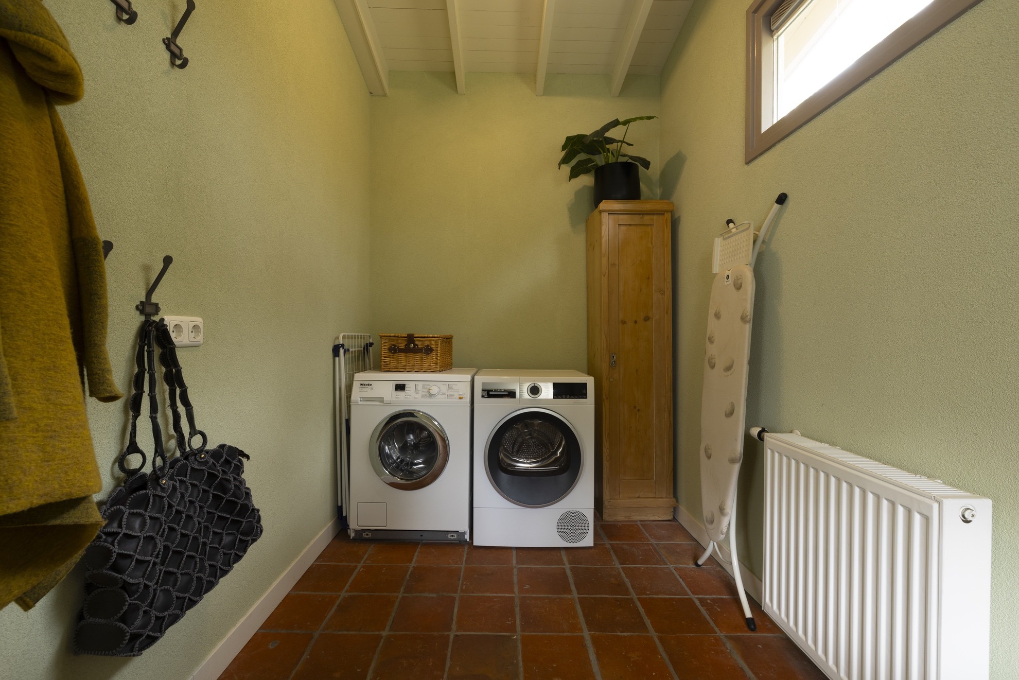 Wasruimte - wasmachine en wasdroger